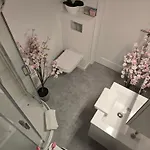 C10 Z Ogrodkiem Free Parking Apartment