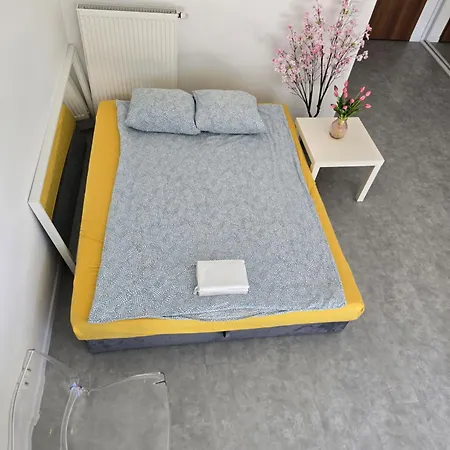 C10 Z Ogrodkiem לובלין